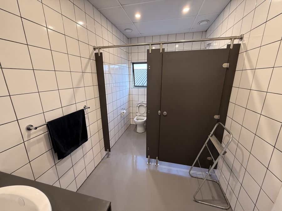 To Let Commercial Property for Rent in Rivergate Western Cape